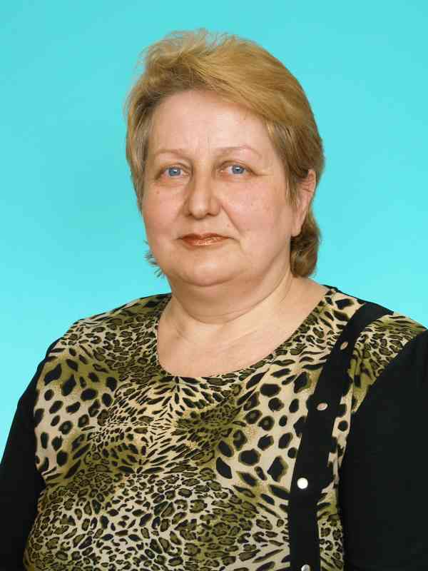 Алексеенкова Людмила Александровна.